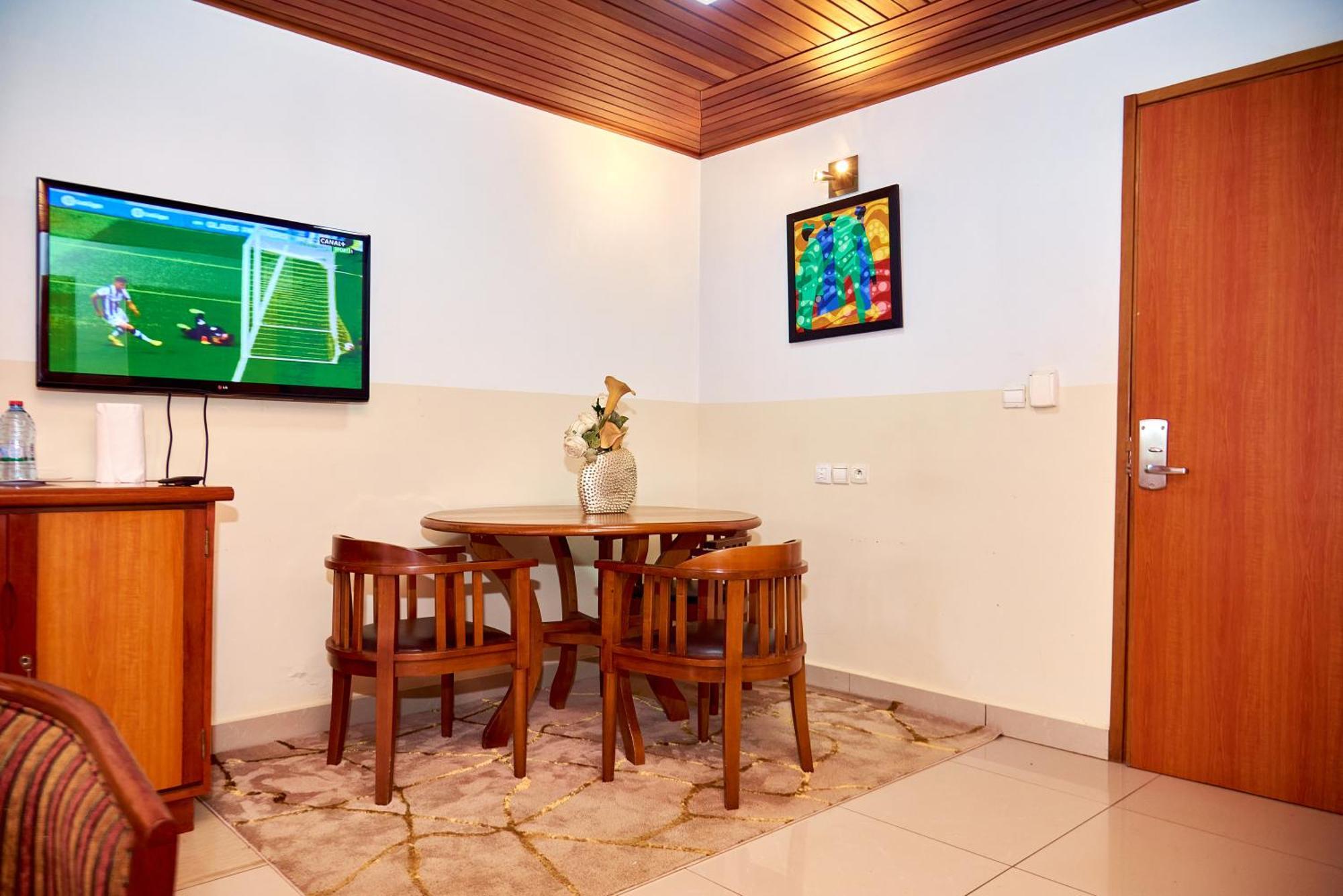 Congress Hotel Yaoundé Eksteriør bilde