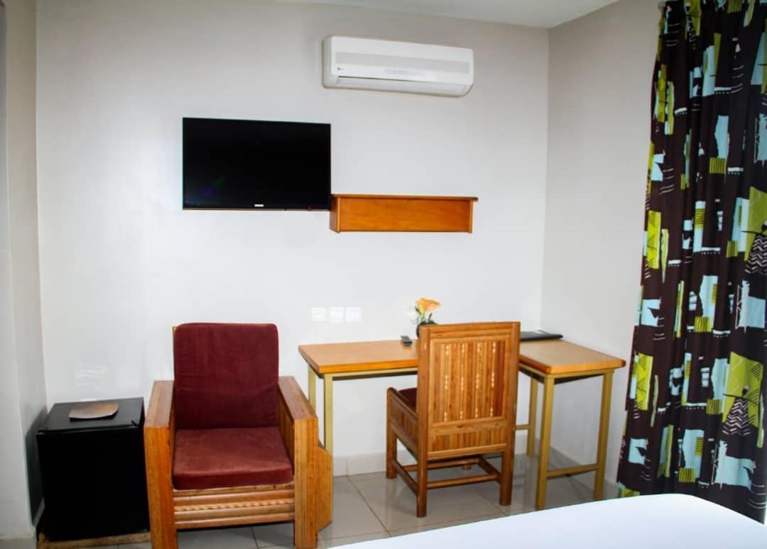 Congress Hotel Yaoundé Eksteriør bilde
